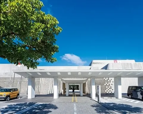 오키나와 현립 박물관·미술관 |와이즈 에스테무 코트 아사히바시역 더 웨스트